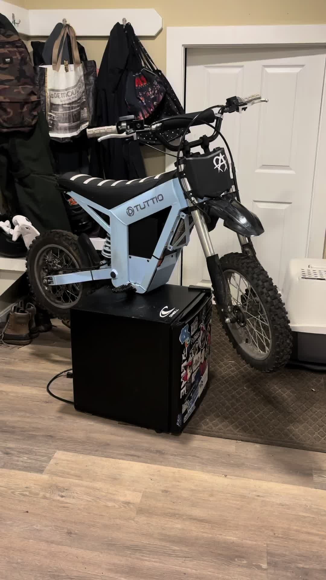 electric dirt bike